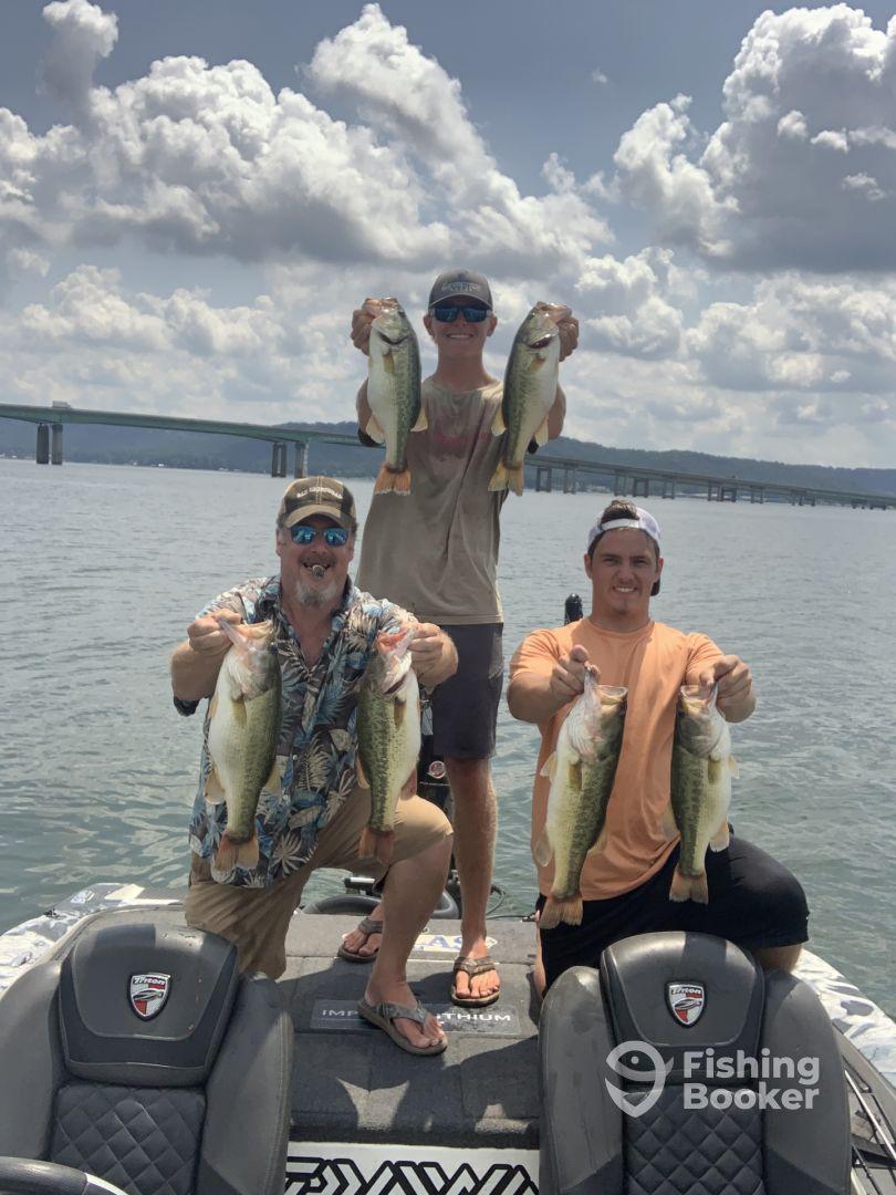 6 hr trip with Laker Howell