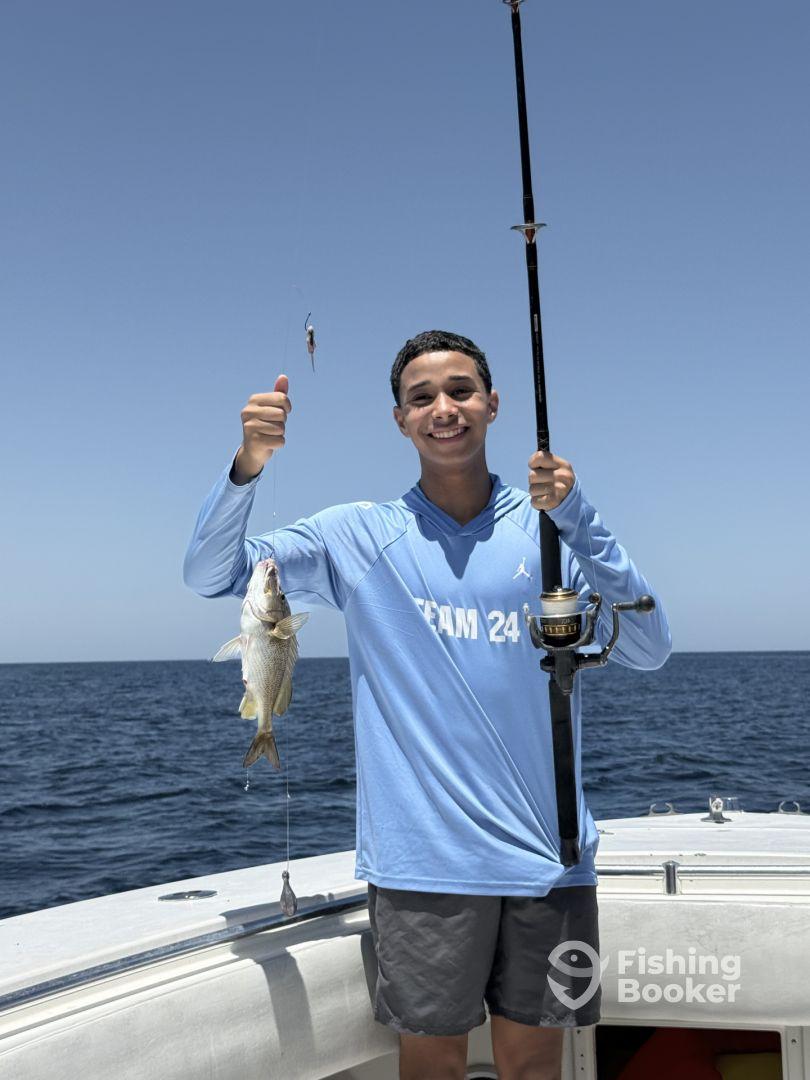 Great communication, fair price, on time and amazing guide